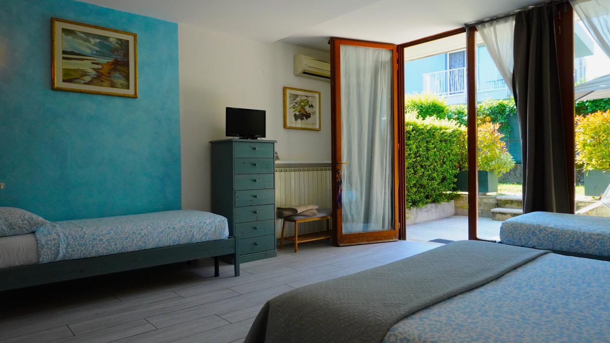 Case vacanza le vele Desenzano del Garda Esterno foto